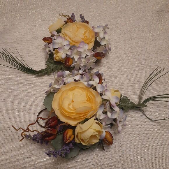 PartyLite P7829 Spring Bouquet Floral Pair Set of 2 Floral Arrangements Candle - Picture 5 of 5